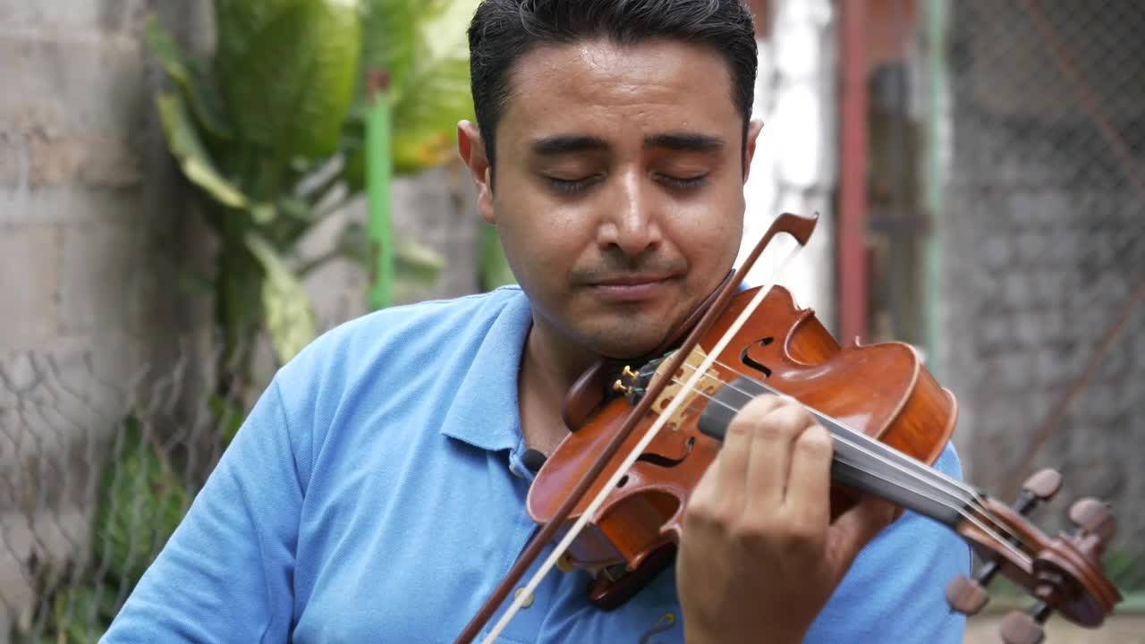 Tito Quiroz Angulo